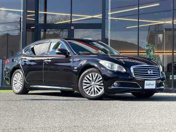 日産 シーマ ハイブリッド VIP G 後席シアター サンルーフ BOSE 温冷席 ETC