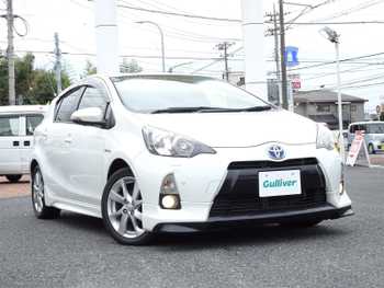 トヨタ アクア G ブラックソフトレザーセレ