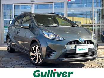 トヨタ アクア クロスオーバー グラム 純正ナビ Bカメラ 半レザーシート ETC