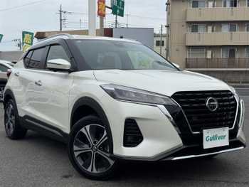 日産 キックス X ツートーンインテリアED ワンオーナー Pパイ 10型ナビ 全方位 Dミラ