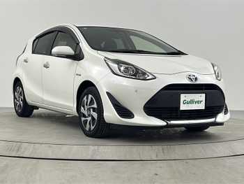 トヨタ アクア S スタイルブラック セーフティセンス　純正ナビ　バックカメラ