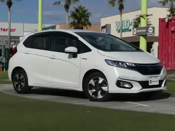 ホンダ フィット ハイブリット L ホンダセンシング