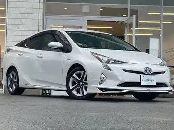トヨタ プリウス A プレミアム　ツーリングセレ 純正9インチナビ モデリスタ前後エアロ