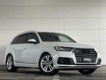 アウディ Ｑ７ 