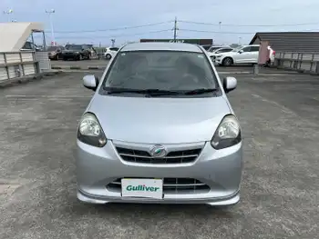 ダイハツ ミラ イース X