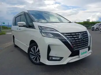 日産 セレナ ハイウェイスター V