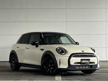ＭＩＮＩ ミニ クーパー D クルコン carplay インテリセーフティ