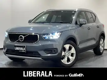 ボルボ ＸＣ４０ T4 AWD モメンタム シートヒーター 純正ナビ TV 360°カメラ