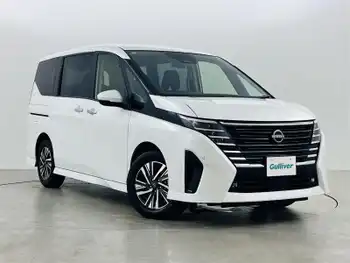 日産 セレナ e－パワー ハイウェイスター V 未使用車 純正ナビ 後席モニター プロパイ