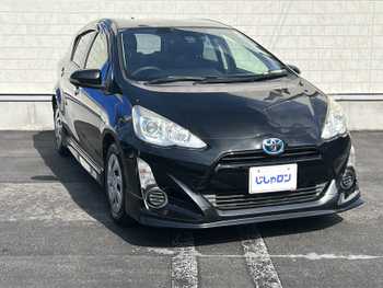 トヨタ アクア S スタイルブラック 純正ナビ　バックカメラ　ビルトインETC