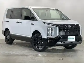 三菱 デリカＤ：５ シャモニー 登録済未使用車 11インチナビ 後席モニター