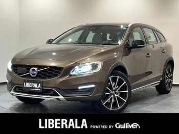 ボルボ Ｖ６０ クロスカントリー T5 AWD クラシック サンルーフ ベージュ革 ACC Bカメラ