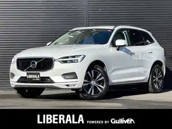 ボルボ ＸＣ６０ D4 AWD モーメンタム