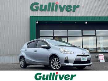 トヨタ アクア S 純正ナビ　Bluetooth接続 　バックカメラ