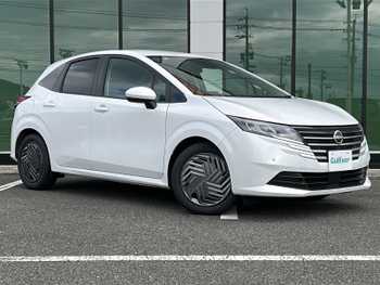 日産 ノート X 純正ナビ　プロパイロット　バックカメラ