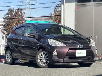 トヨタ アクア S 社外ナビゲーション　バックカメラ　ETC