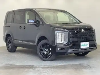 三菱 デリカＤ：５ シャモニー 登録済未使用車 全方位カメラ パドルシフト
