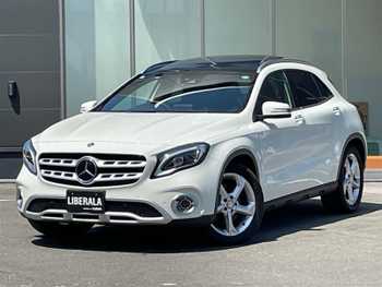 メルセデス・ベンツ ＧＬＡ２２０ 4マチック レーダーセーフティー　サンルーフ　ETC