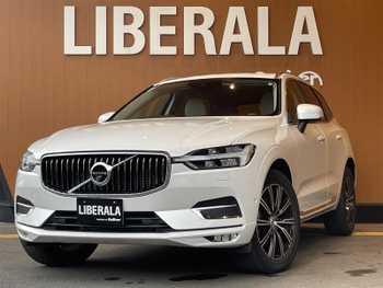 ボルボ ＸＣ６０ B5 AWD インスクリプション ガラスルーフ　ヘッドアップディスプレイ