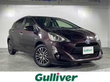 トヨタ アクア S スタイルブラック 県外仕入れ　禁煙車　純正ナビ　フルセグ