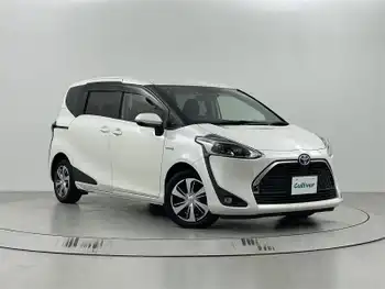 トヨタ シエンタ ハイブリッド G クエロ 純正7型ナビ バックカメラ クルコン ETC