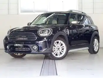 ＭＩＮＩ ＢＭＷ ミニ クロスオーバー クーパー D エッセンシャルトリム