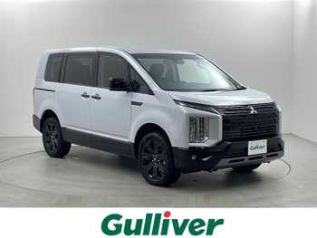 三菱 デリカＤ：５ シャモニー 登録済未使用車 全周囲 フリップダウン