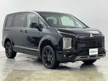 三菱 デリカＤ：５ シャモニー 未使用車・12.8型ナビ・フリップダウン