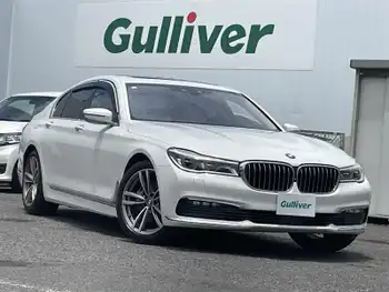 ＢＭＷ ７４０ｉ 740i サンルーフ 本革 純正ナビ 全周囲カメラ