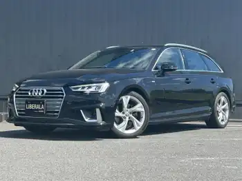 アウディ Ａ４ アバント 40TFSIマイスターシュトック