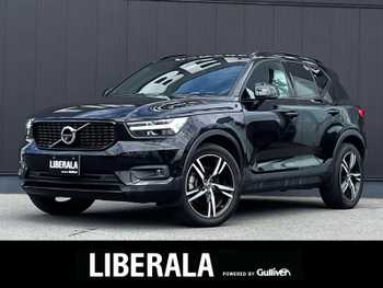 ボルボ ＸＣ４０ T4 AWD Rデザイン サンルーフ　黒ハーフレザー　全方位カメラ