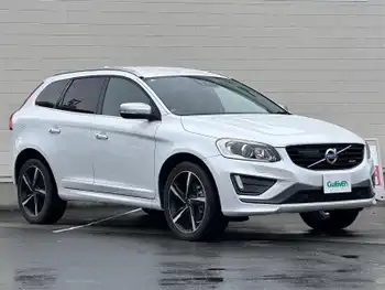 ボルボ ＸＣ６０ T5 Rデザイン