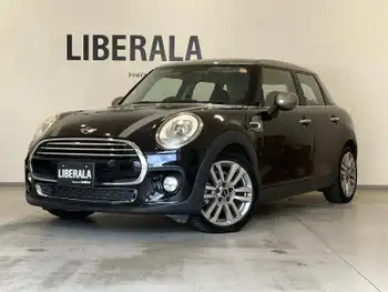 ＭＩＮＩ ミニ クーパー D セブン 半革シート シートヒーター 純正ナビ・TV