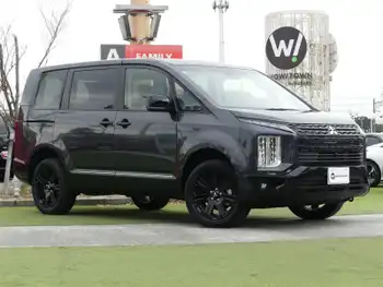 三菱 デリカＤ：５ ブラックエディション 登録済未使用車