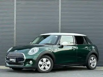 ＭＩＮＩ ＢＭＷ ミニ クーパー ペッパ-PKG コンフォ-トアクセスナビ BT B