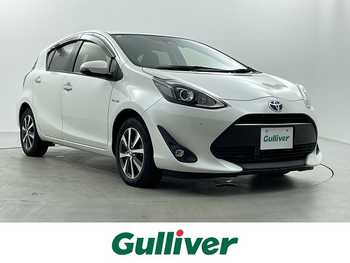 トヨタ アクア S スタイルブラック 純正ナビ Bluetooth/CD/TV バックカメラ