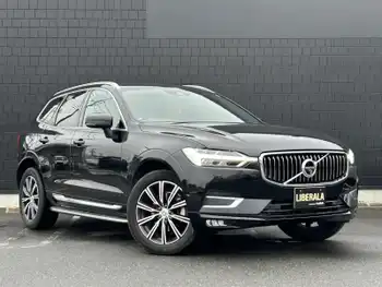 ボルボ ボルボ ＸＣ６０ B5 AWD インスクリプション