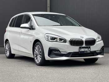 ＢＭＷ ２１８ｄ グランツアラー ラグジュアリー