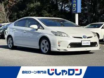 トヨタ プリウス S ツーリングセレクション 禁煙車/純正ナビ/バックカメラ/モデリスタ