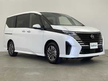 日産 セレナ e－パワー ハイウェイスター V 登録済未使用車 後席モニター 両側パワスラ