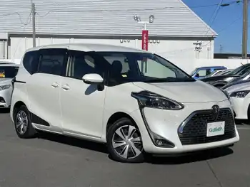 トヨタ シエンタ G クエロ フリップダウンモニター 全方位カメラ