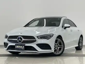 メルセデス・ベンツ ＣＬＡ２００ｄ AMGライン パノラマガラスSR　本革S　HUD　ACC　PDC