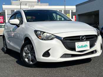 マツダ デミオ 15S ブラインドスポットモニター ナビ Bカメラ