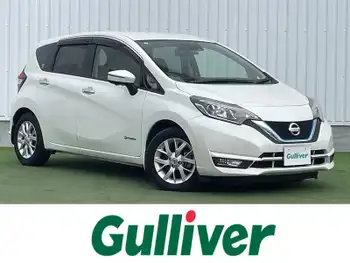 日産 ノート e－パワー メダリスト 禁煙車 全方位 純正7型ナビ ハーフレザー
