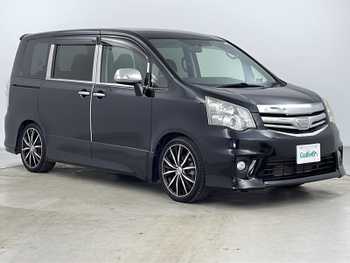 トヨタ ノア Si 社外SDナビ 寒冷地仕様 4WD スマートキー