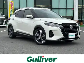 日産 キックス X ツートーンインテリアED 純正9インチナビ アラウンドビューモニター