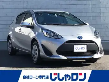 トヨタ アクア S 禁煙車/1オナ/カーナビ/リモコンキー
