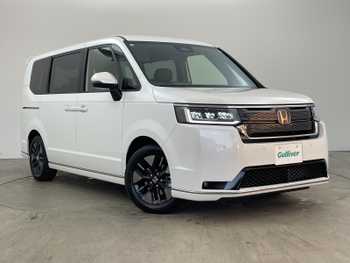 ホンダ ステップワゴン スパーダ eHEV 登録済未使用車 ナビ 衝突軽減 両側電動