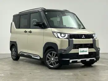 三菱 デリカミニ T プレミアム /届出済未使用車 /純正9インチナビ /全方位