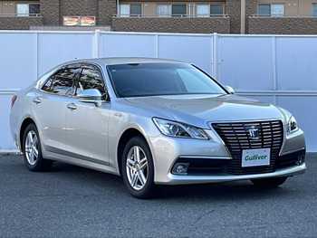 トヨタ クラウン ハイブリッド ロイヤルサルーン Four
